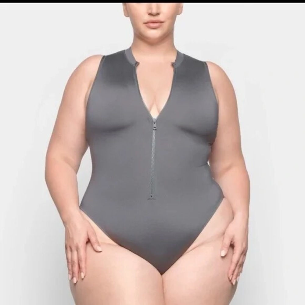 SKIMS Women's Signature Swim Zipped High-Neck Swimsuit